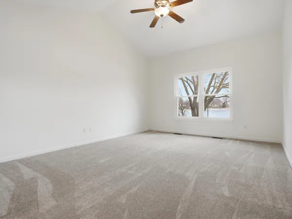 $500,000 | 36580 North Pointe Drive, New Baltimore, MI 48047