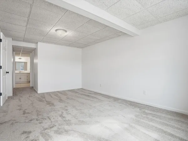 $500,000 | 36580 North Pointe Drive, New Baltimore, MI 48047