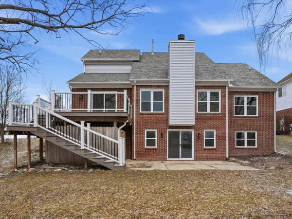 $500,000 | 36580 North Pointe Drive, New Baltimore, MI 48047