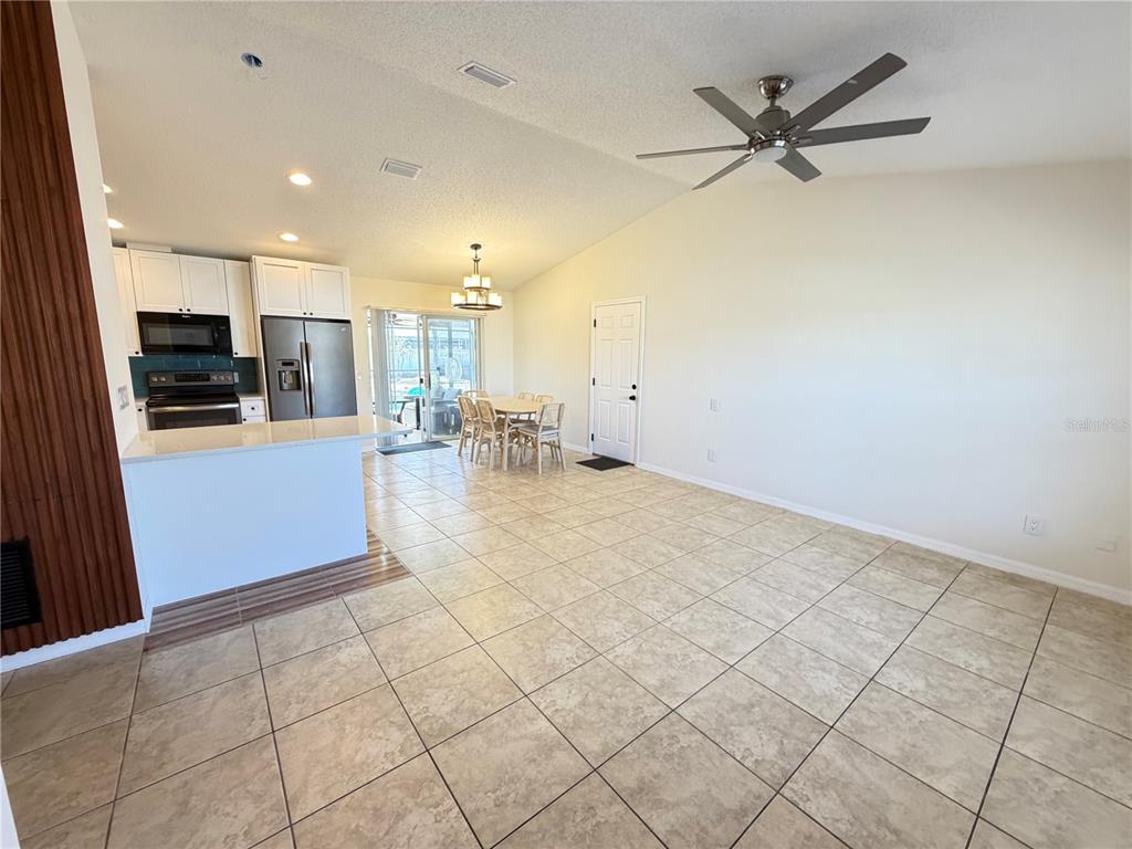 16 Powder Hill Lane Palm Coast, FL 32164 - Photo 6 of 27 a view of a electric appliances and living room