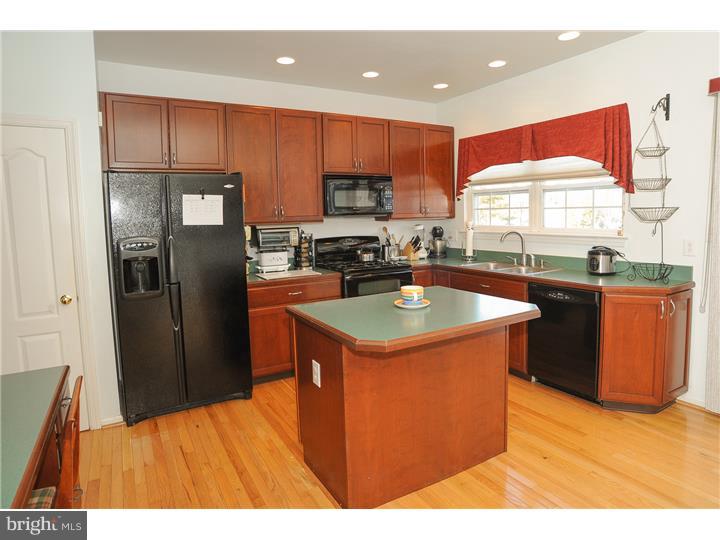 27 Windy Knoll Drive Royersford, PA 19468 - Photo 7 of 24 Gallery Image 7