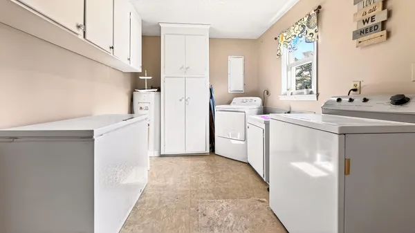 $295,000 | 190 Reevesville Road, Bowman, SC 29018