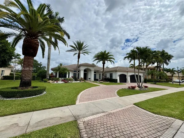 $13,000 | 15053 Southwest 40th Street, Davie, FL 33331