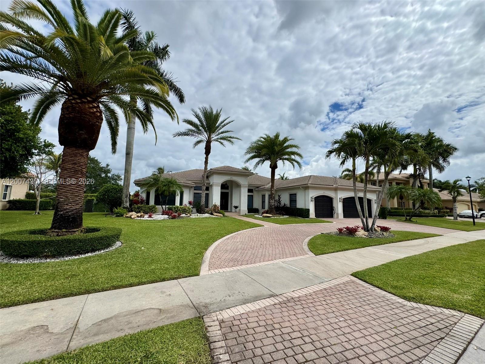 15053 Southwest 40th Street Davie, FL 33331 - Photo 2 of 36