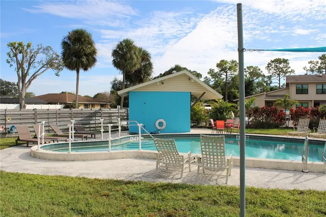 $1,900 | 3602 54th Street West, Unit D1, Bradenton, FL 34209