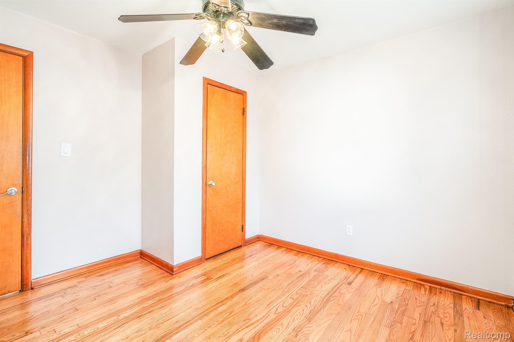 48615 Willis Road Belleville, MI 48111 - Photo 7 of 41 Gallery Image 7