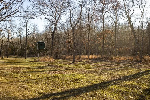 $641,875 | Waisner Avenue, Edwards, MO 65326