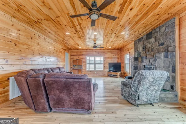 $665,000 | 11625 Highway 68, Gaylesville, AL 35973