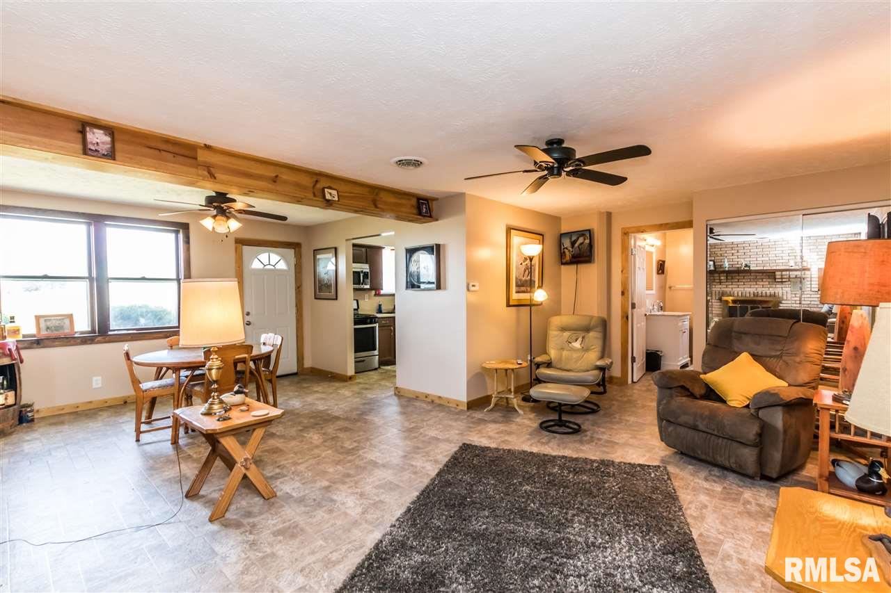 573 Banta Road Lowpoint, IL 61545 - Photo 6 of 22