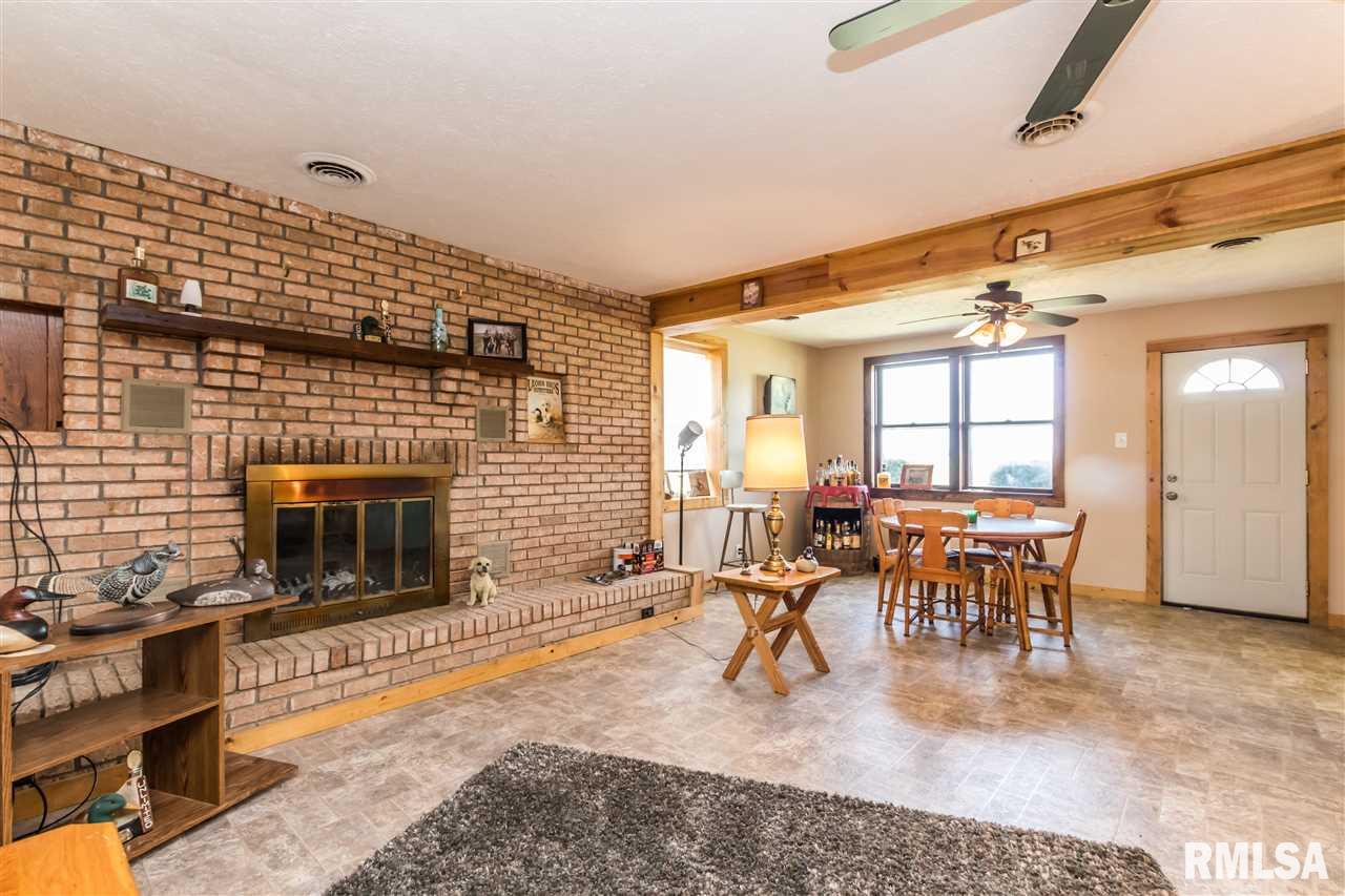 573 Banta Road Lowpoint, IL 61545 - Photo 7 of 22