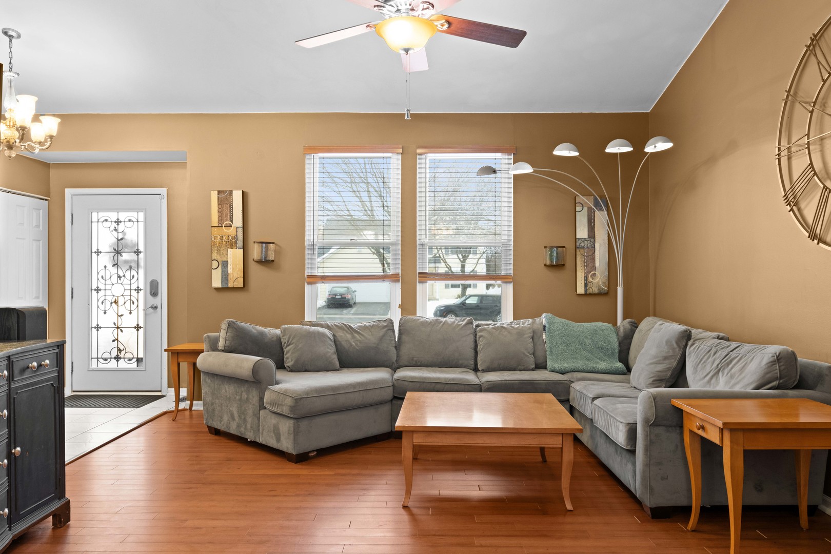 3815 Landings Road Joliet, IL 60431 - Photo 6 of 37 Gallery Image 6