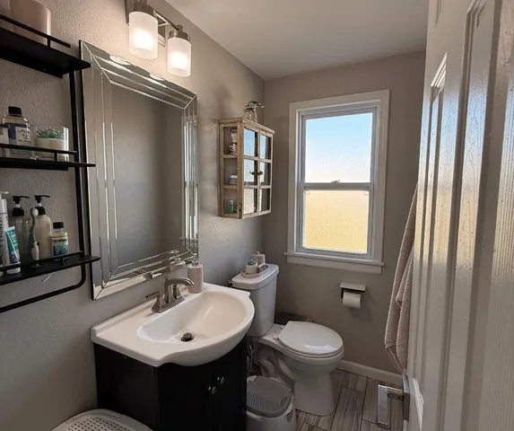 $330,000 | 424 East Waterford Avenue, Milwaukee, WI 53207