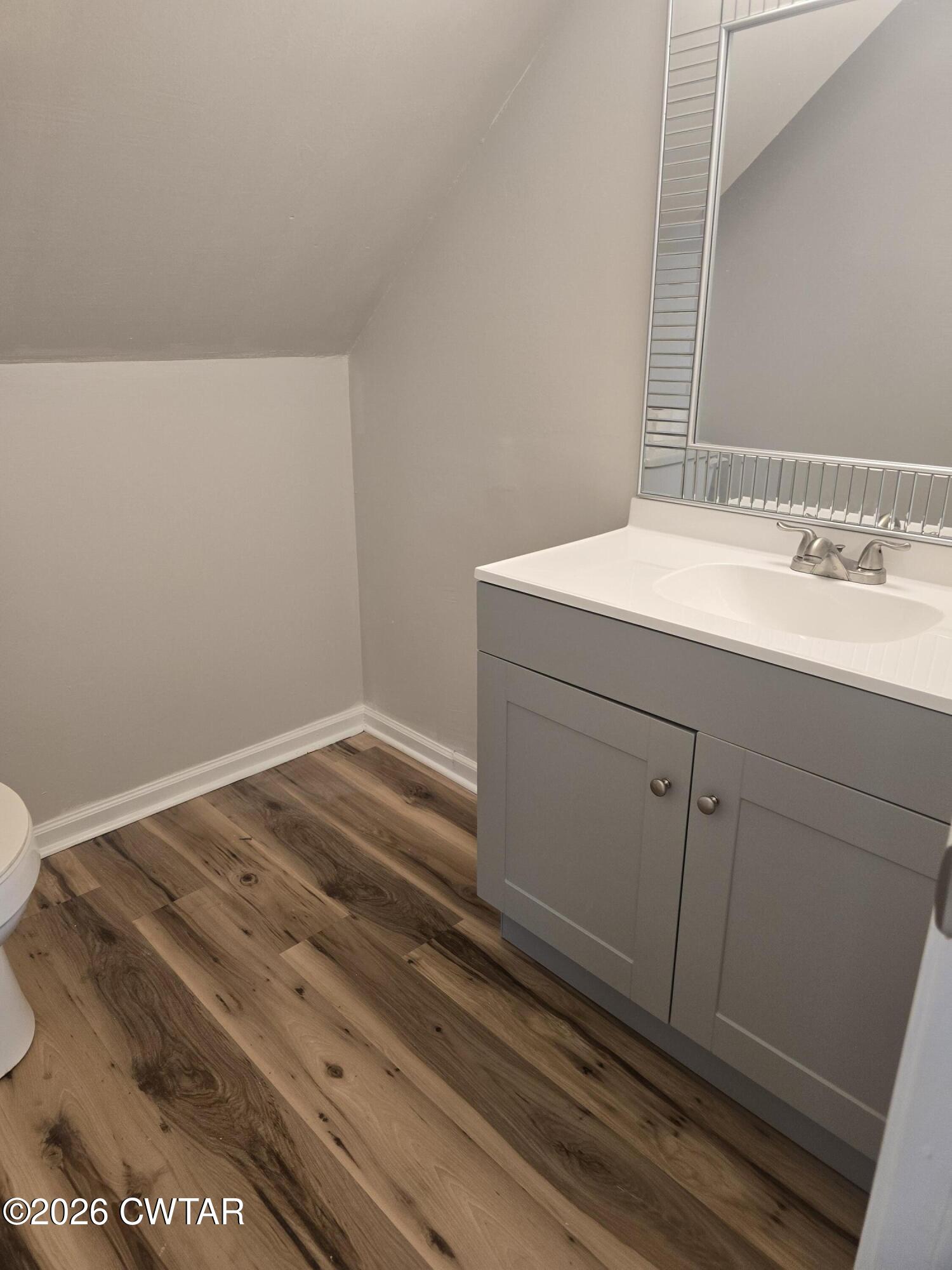 157 Dustin Drive Jackson, TN 38301 - Photo 13 of 22 a bathroom with a sink and vanity