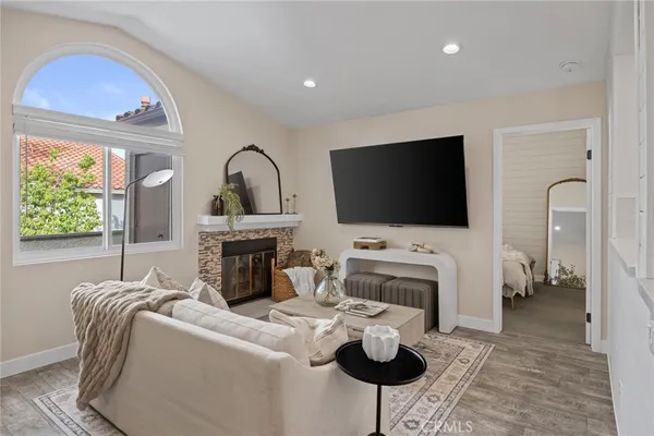 $574,900 | 7 Rosa, Rancho Santa Margarita, CA 92688
