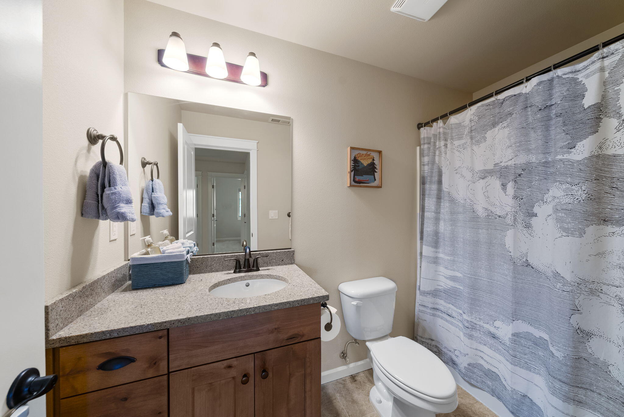 20760 Smoke Stack Lane Bend, OR 97701 - Photo 25 of 42 40-web-or-mls-Riley Visuals-40