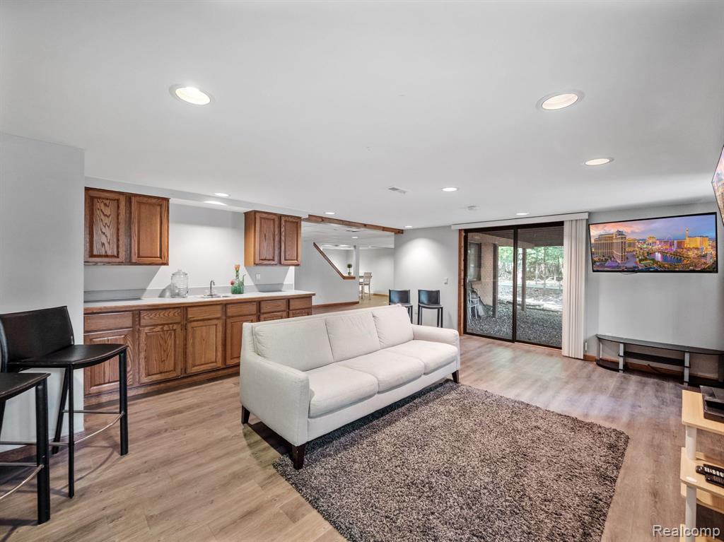 1290 Grandview Drive Rochester Hills, MI 48306 - Photo 26 of 32