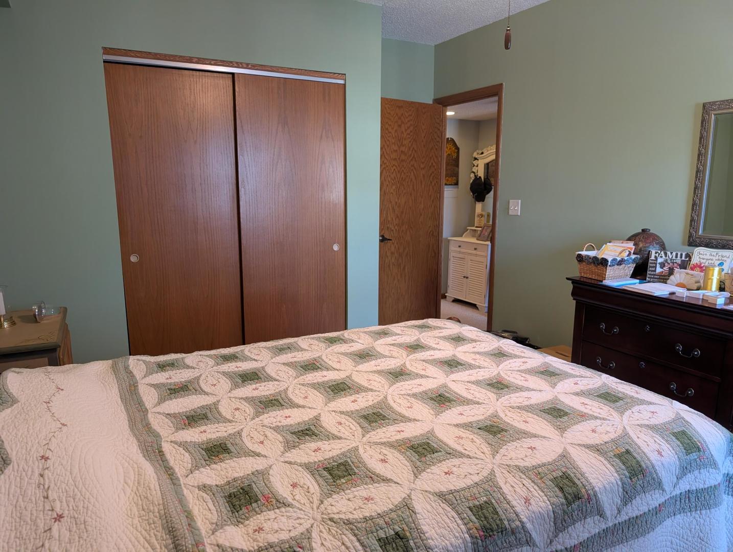 1424 Woodbridge Road, Unit 2H Joliet, IL 60436 - Photo 11 of 34