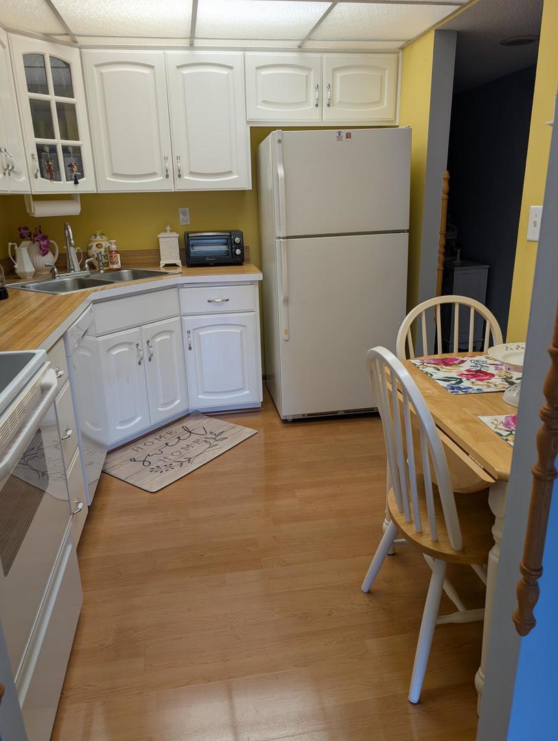 1424 Woodbridge Road, Unit 2H Joliet, IL 60436 - Photo 33 of 34