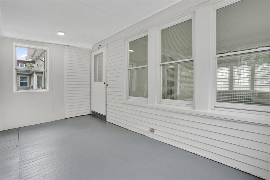 47 Trafton Road Springfield, MA 01108 - Photo 19 of 37