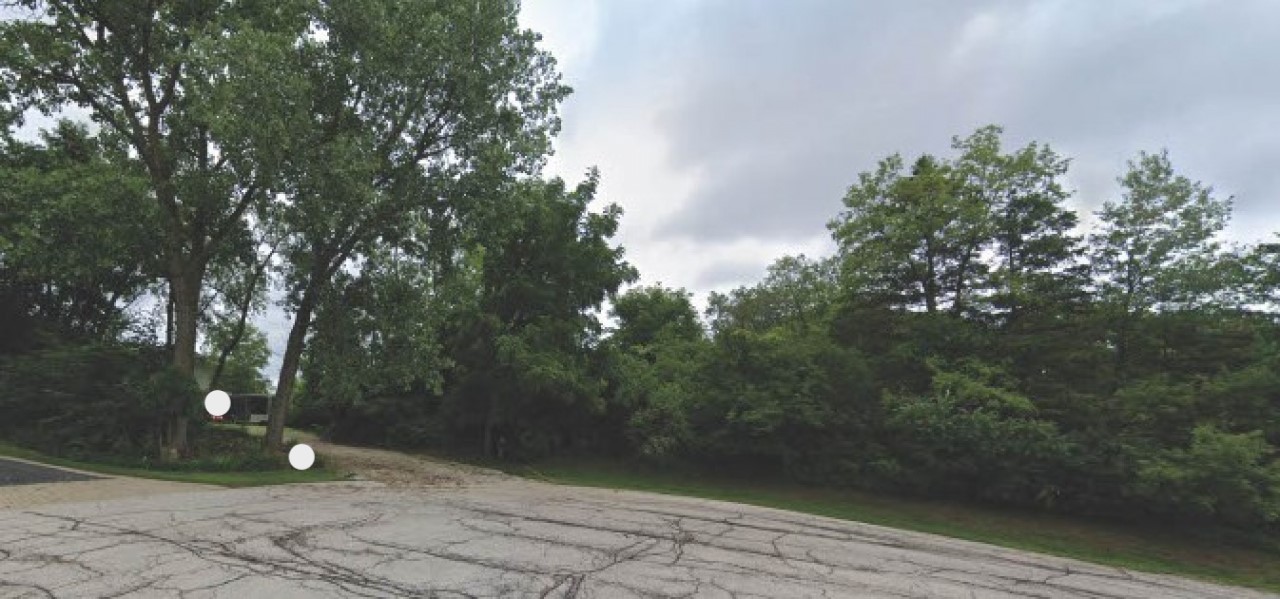 1980 North Countryside Dr