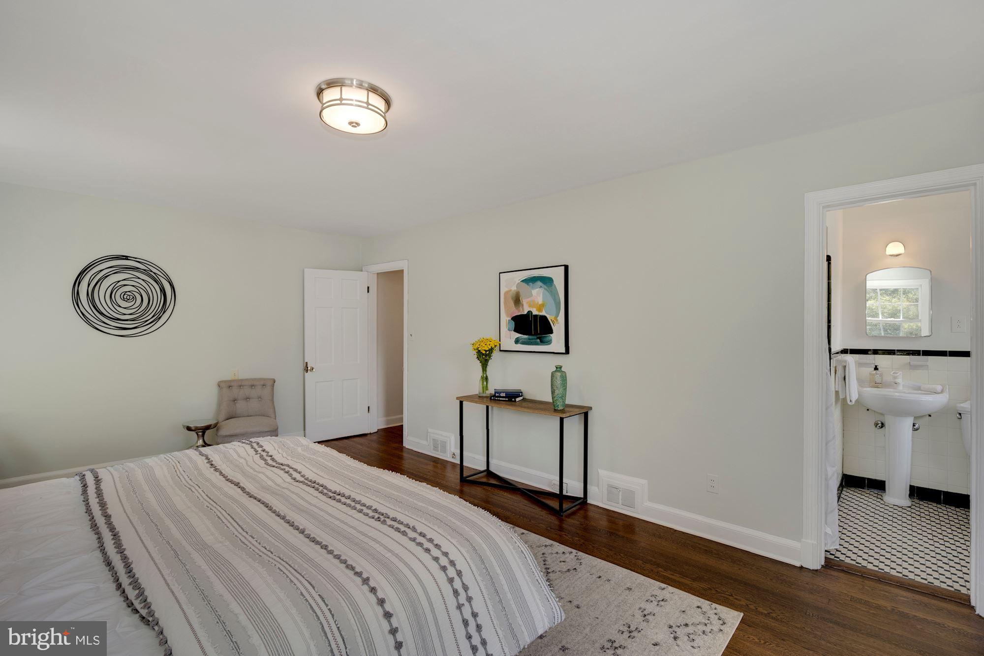 4240 Reno Road Northwest Washington, DC 20008 - Photo 14 of 41