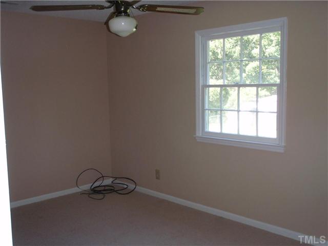 4814 Mandel Road Durham, NC 27712 - Photo 5 of 6 Gallery Image 5