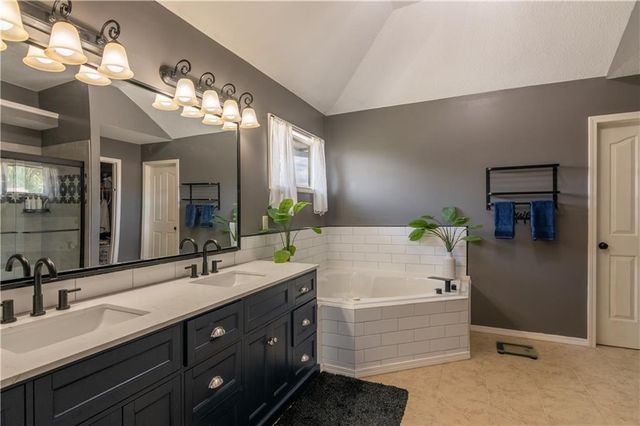 $525,000 | 4316 North 111 Street, Kansas City, KS 66109