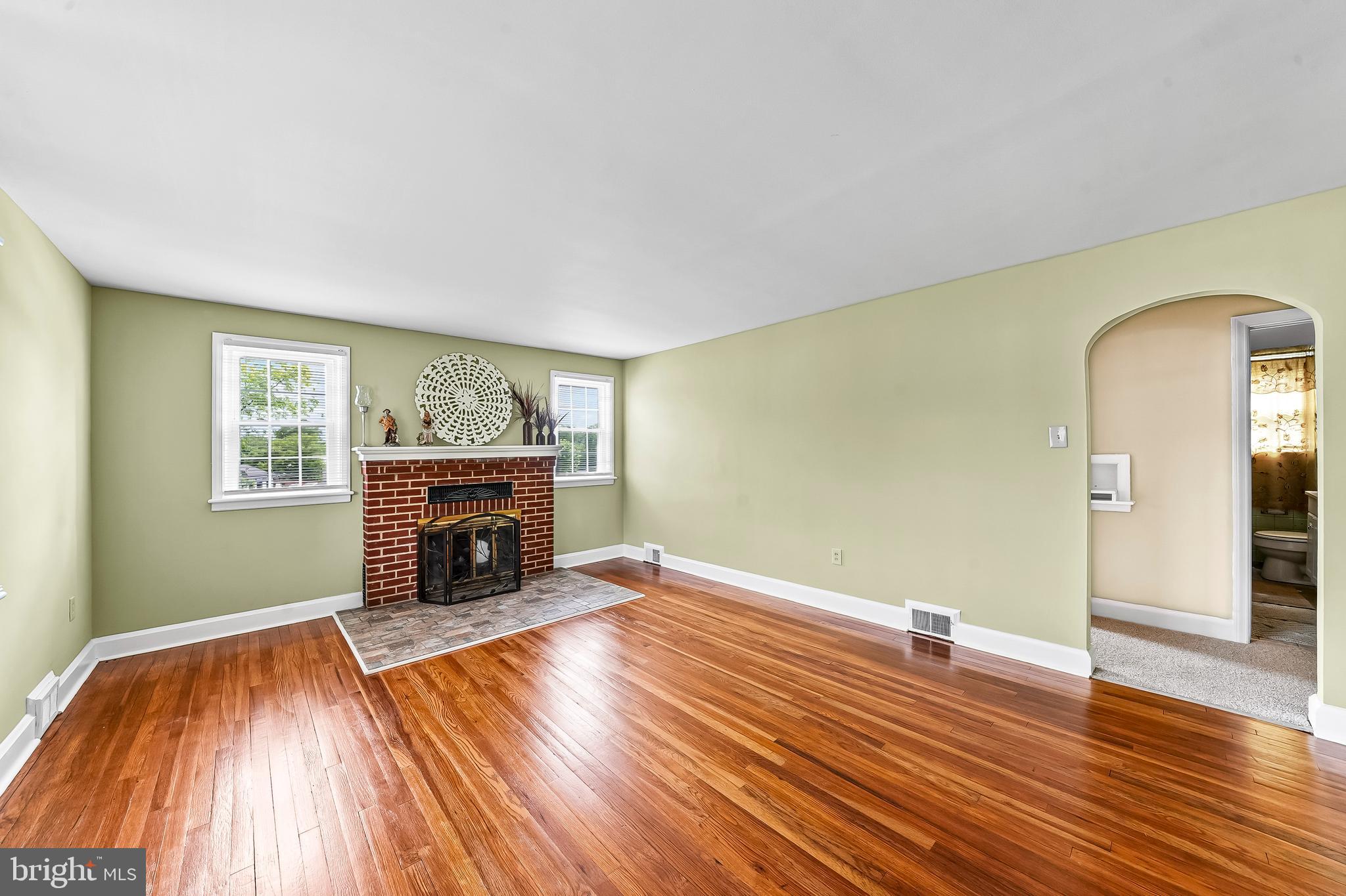 253 North Guernsey Road West Grove, PA 19390 - Photo 3 of 26