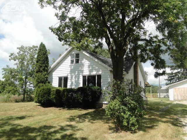 1236 West Dodge Road Clio, MI 48420 - Photo 2 of 20