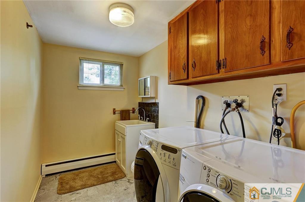 1449 Mohawk Road North Brunswick, NJ 08902 - Photo 17 of 22 Gallery Image 17