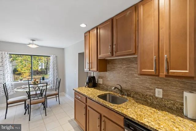 $299,000 | 304 Hilltop Lane, Annapolis, MD 21403