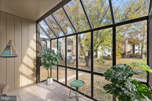 $299,000 | 304 Hilltop Lane, Annapolis, MD 21403