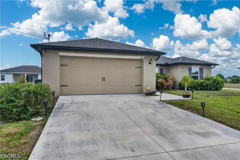$334,900 | 4060 Northwest 36th Avenue, Cape Coral, FL 33993