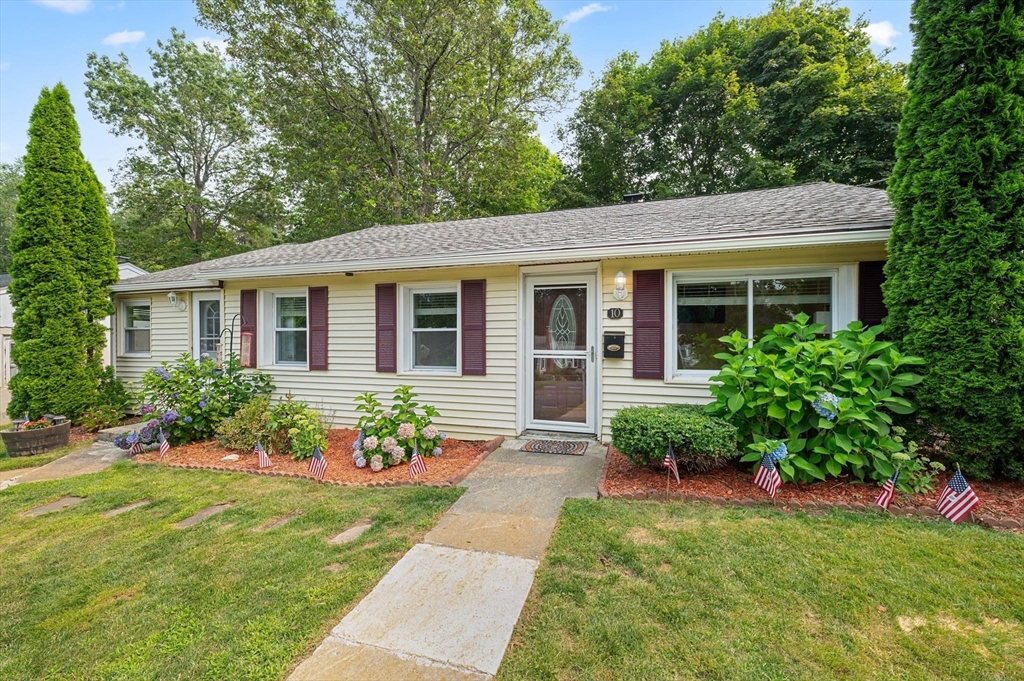 10 Bainridge Road Worcester, MA 01602 - Photo 1 of 25 Gallery Image 1