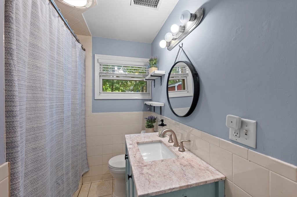 10 Bainridge Road Worcester, MA 01602 - Photo 13 of 25 Gallery Image 13
