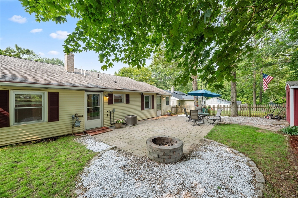 10 Bainridge Road Worcester, MA 01602 - Photo 3 of 25 Gallery Image 3
