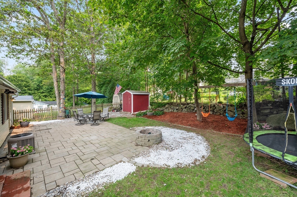 10 Bainridge Road Worcester, MA 01602 - Photo 4 of 25 Gallery Image 4