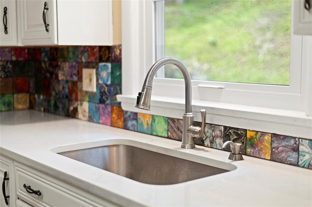 108 W Road Pittsburgh, PA 15209 - Photo 15 of 50 a kitchen with a sink and a window
