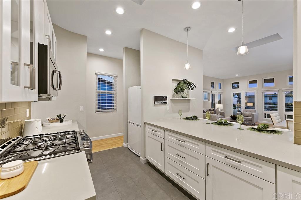 2510 Manchester Avenue Cardiff, CA 92007 - Photo 8 of 25