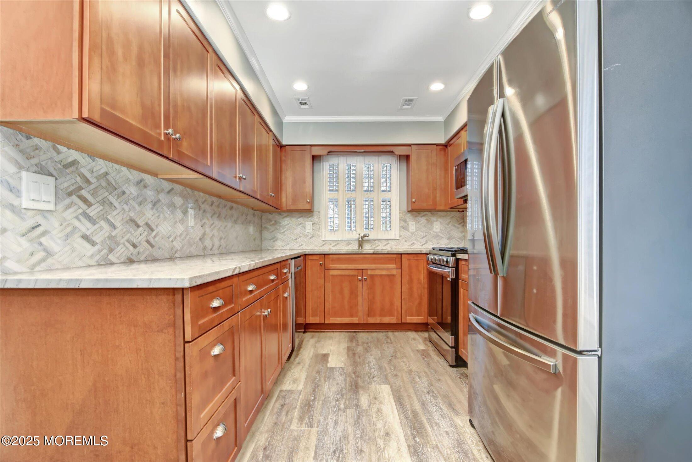 1405 Burr Oak Road Toms River, NJ 08755 - Photo 7 of 43 11-Kitchen