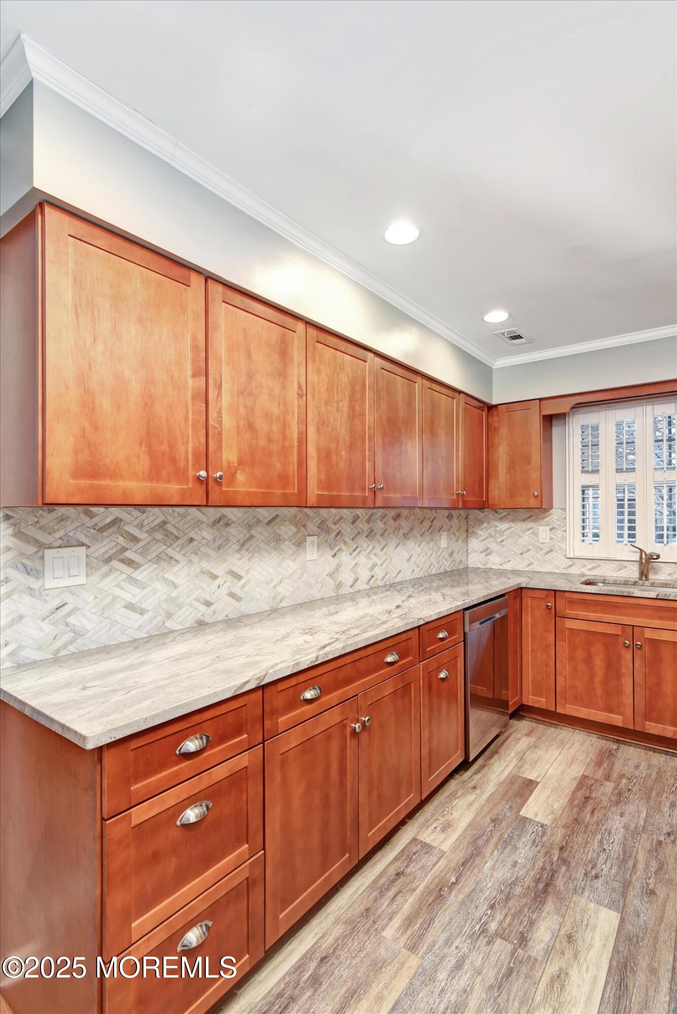 1405 Burr Oak Road Toms River, NJ 08755 - Photo 8 of 43 09-Kitchen