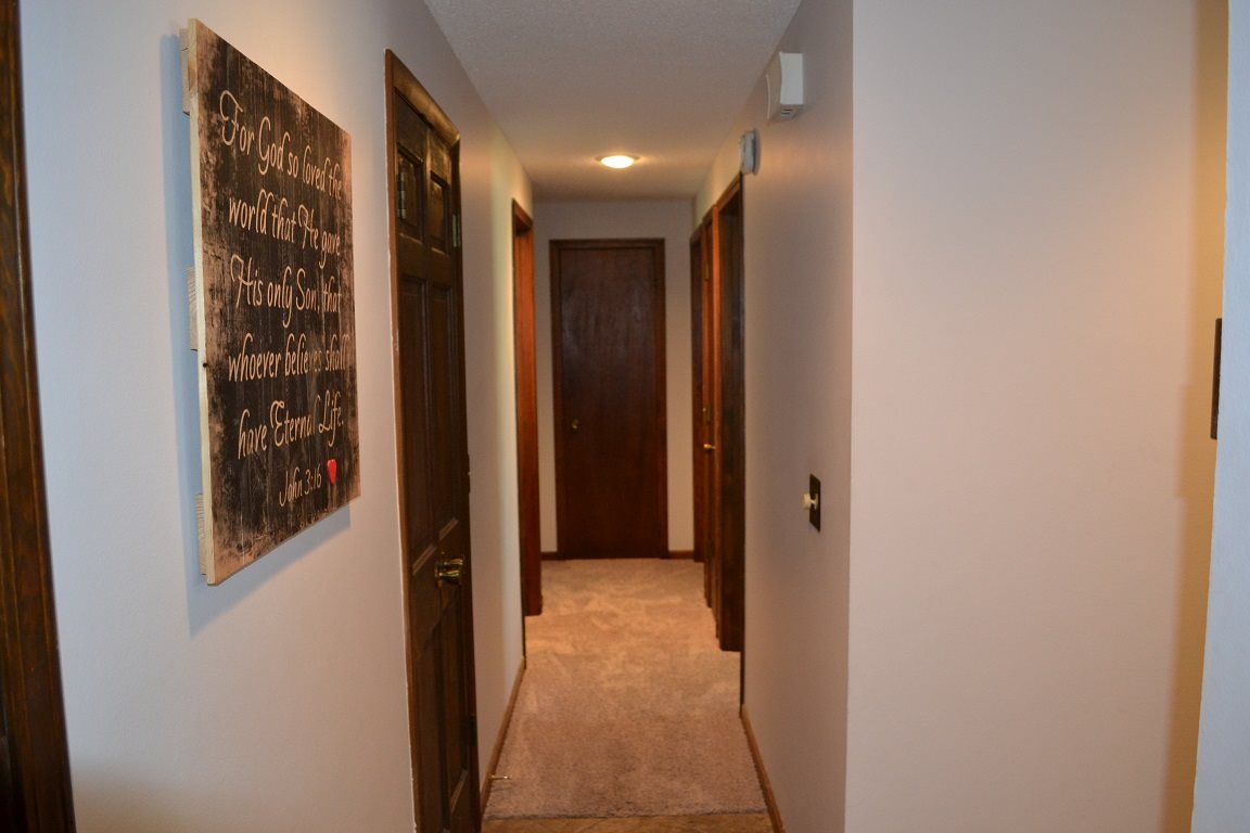 9405 Mariners Ridge Drive Fort Wayne, IN 46819 - Photo 5 of 18