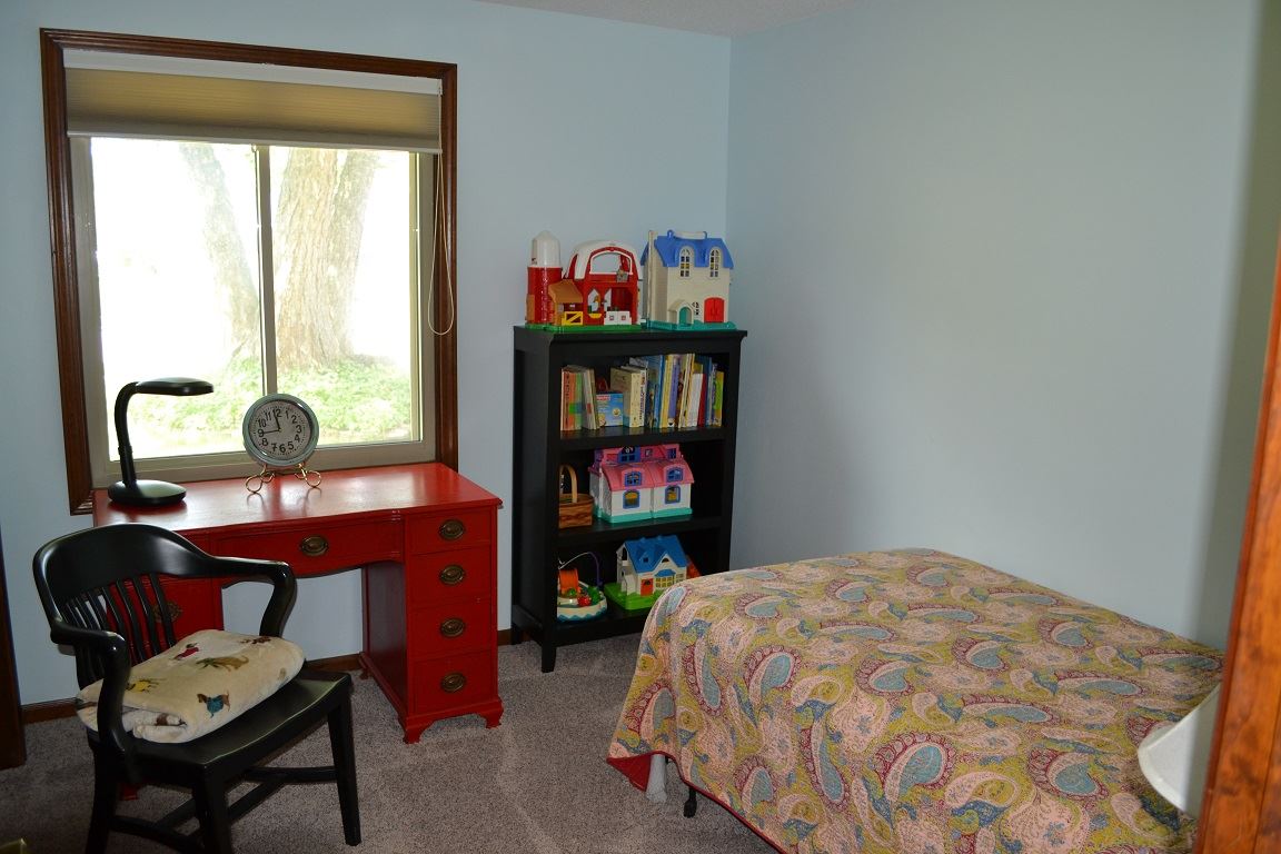 9405 Mariners Ridge Drive Fort Wayne, IN 46819 - Photo 10 of 18