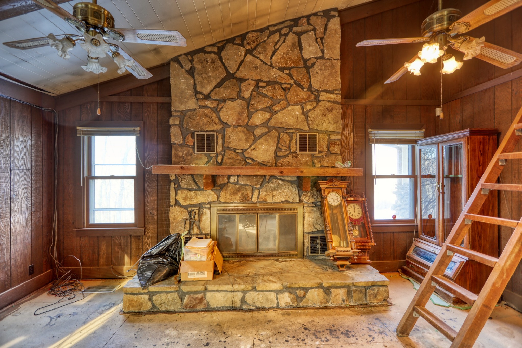 7707 Bob Carr Road Cross Plains, TN 37049 - Photo 29 of 49 a room with musical instruments