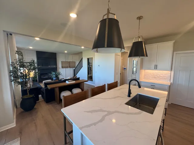 $439,990 | 10422 Hadley Avenue South, Cottage Grove, MN 55016