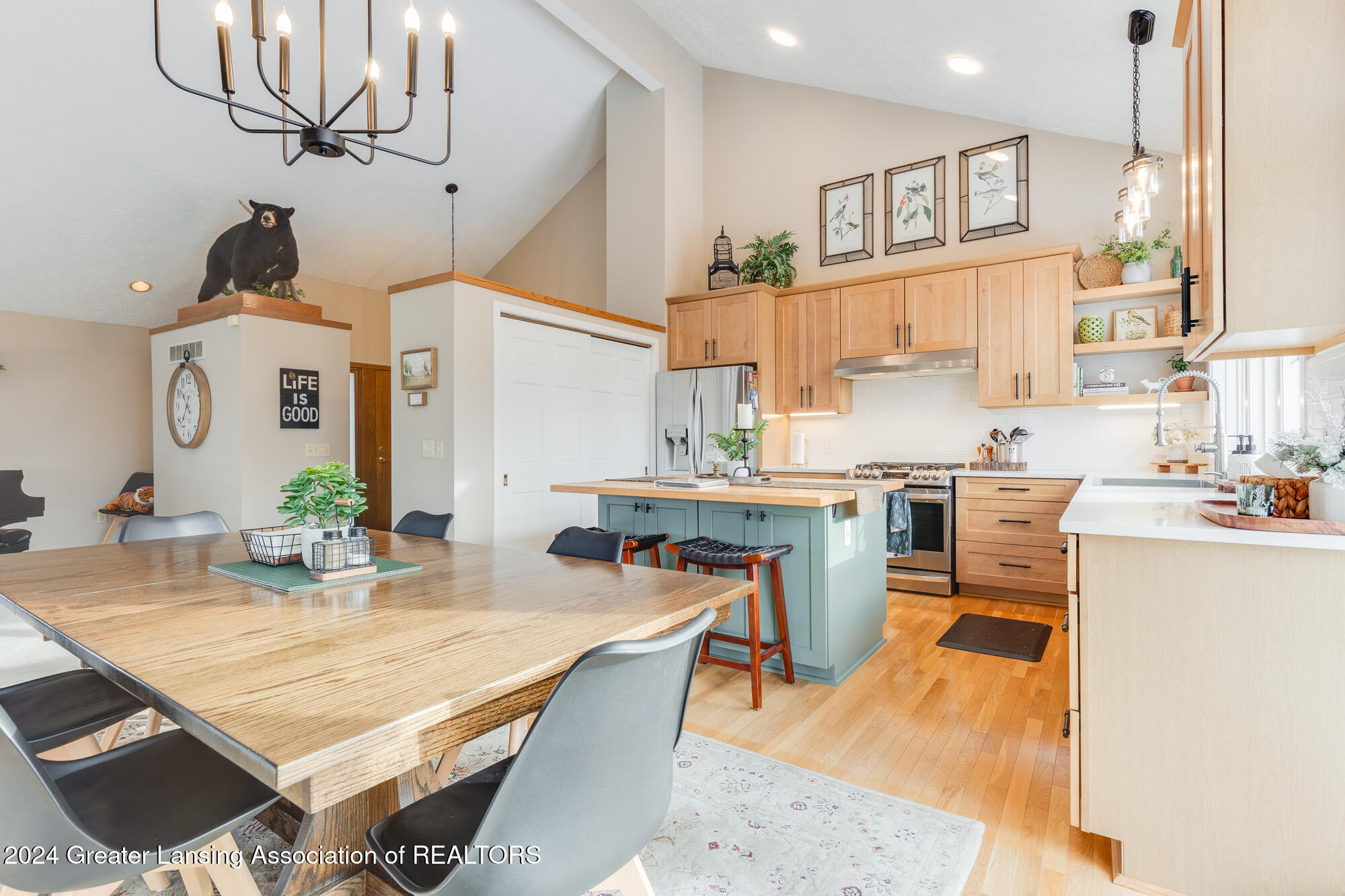 1741 Jolly Road Okemos, MI 48864 - Photo 11 of 71 1741_Jolly_MAX-62