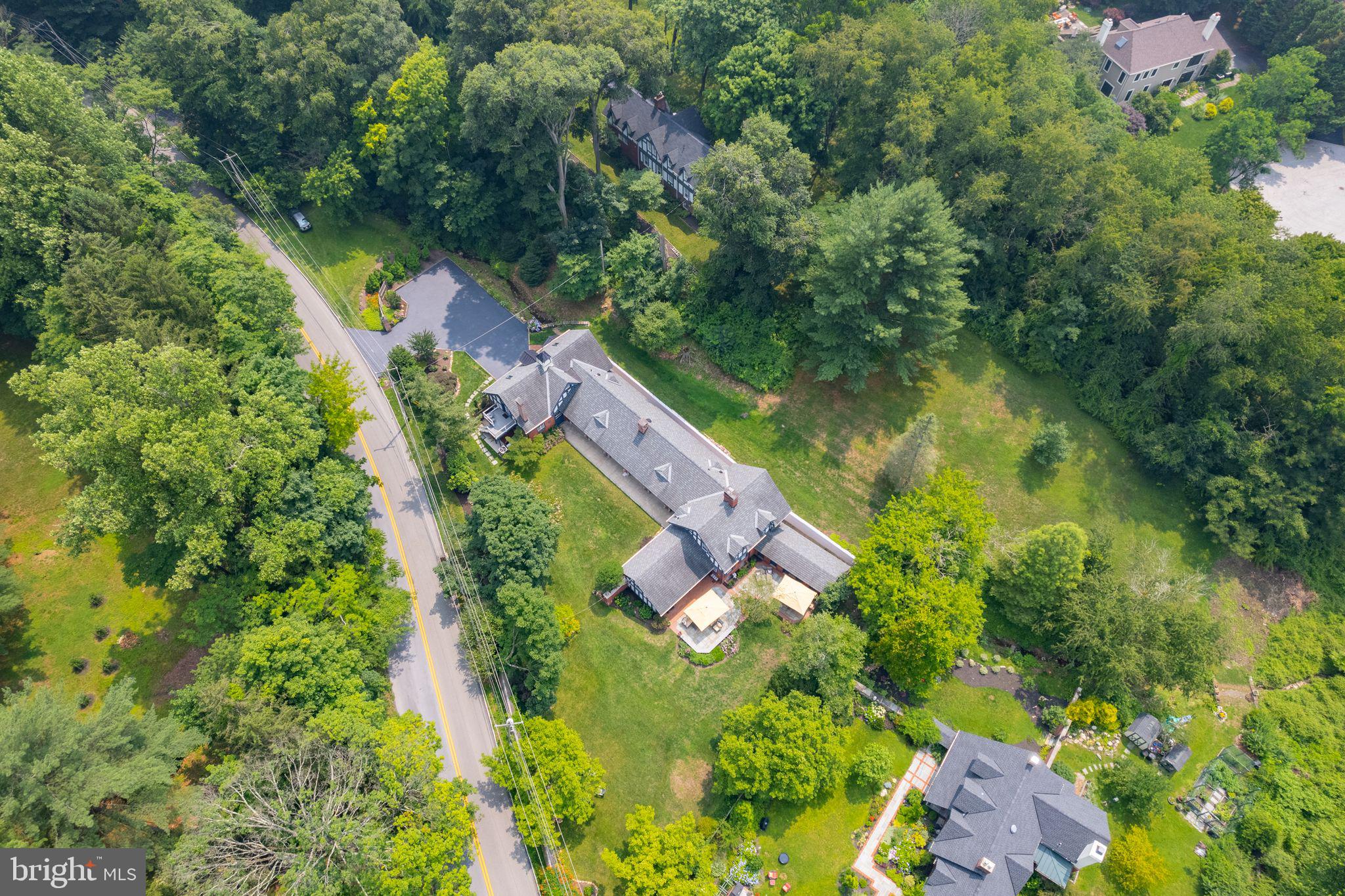 950 Mill Road Bryn Mawr, PA 19010 - Photo 5 of 53