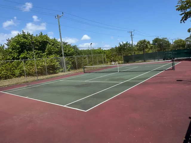 a view of a tennis court