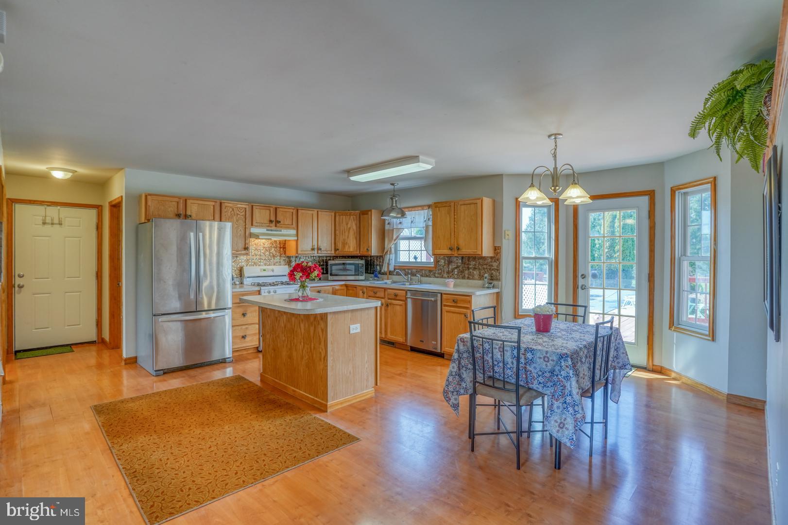 331 Hunters Ridge Way Magnolia, DE 19962 - Photo 10 of 48 Love to cook..have gatherings??