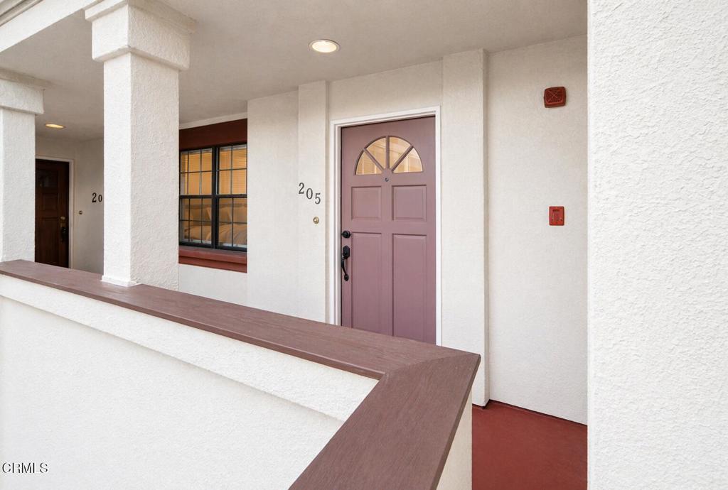130 Monterey Road, Unit 205 South Pasadena, CA 91030 - Photo 36 of 41 front door shot
